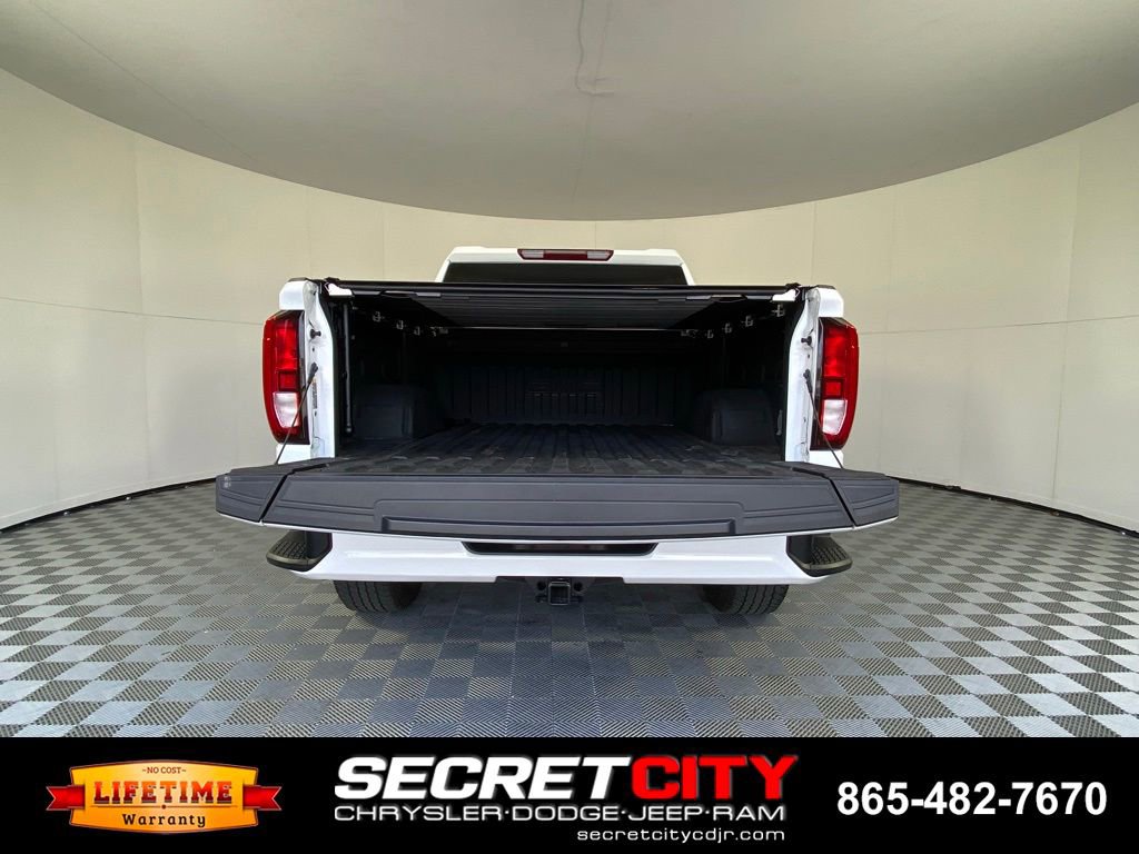 Used 2023 GMC Sierra 1500 Elevation image 29