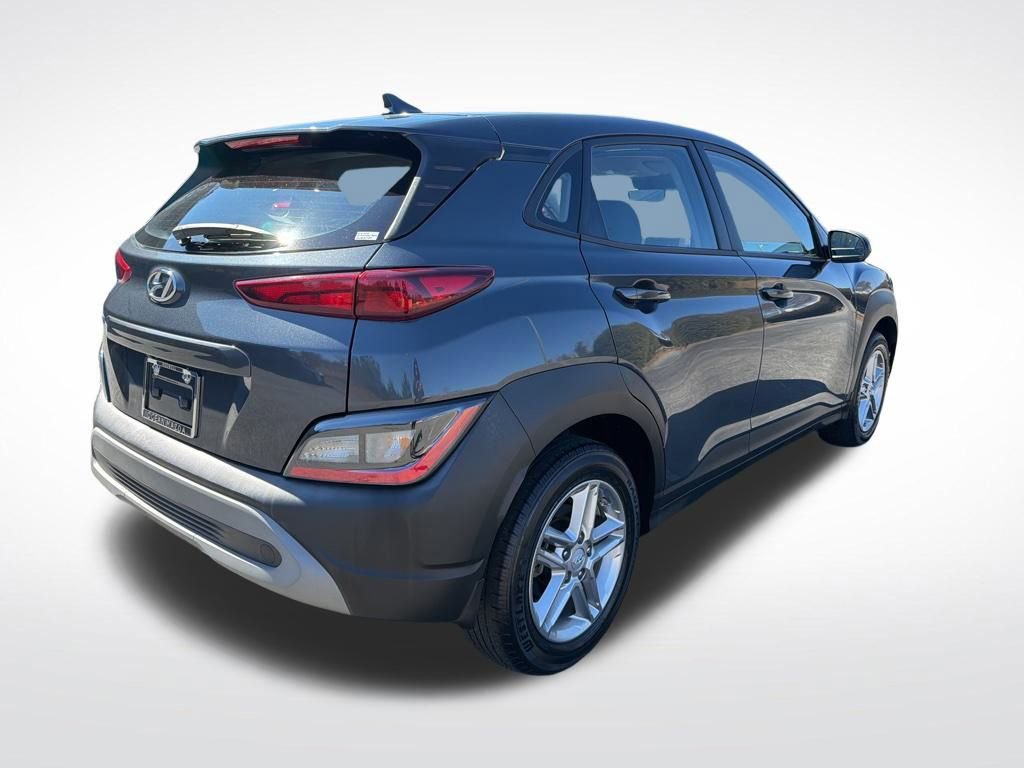 Used 2022 Hyundai Kona SE w/ Cargo Package image 6