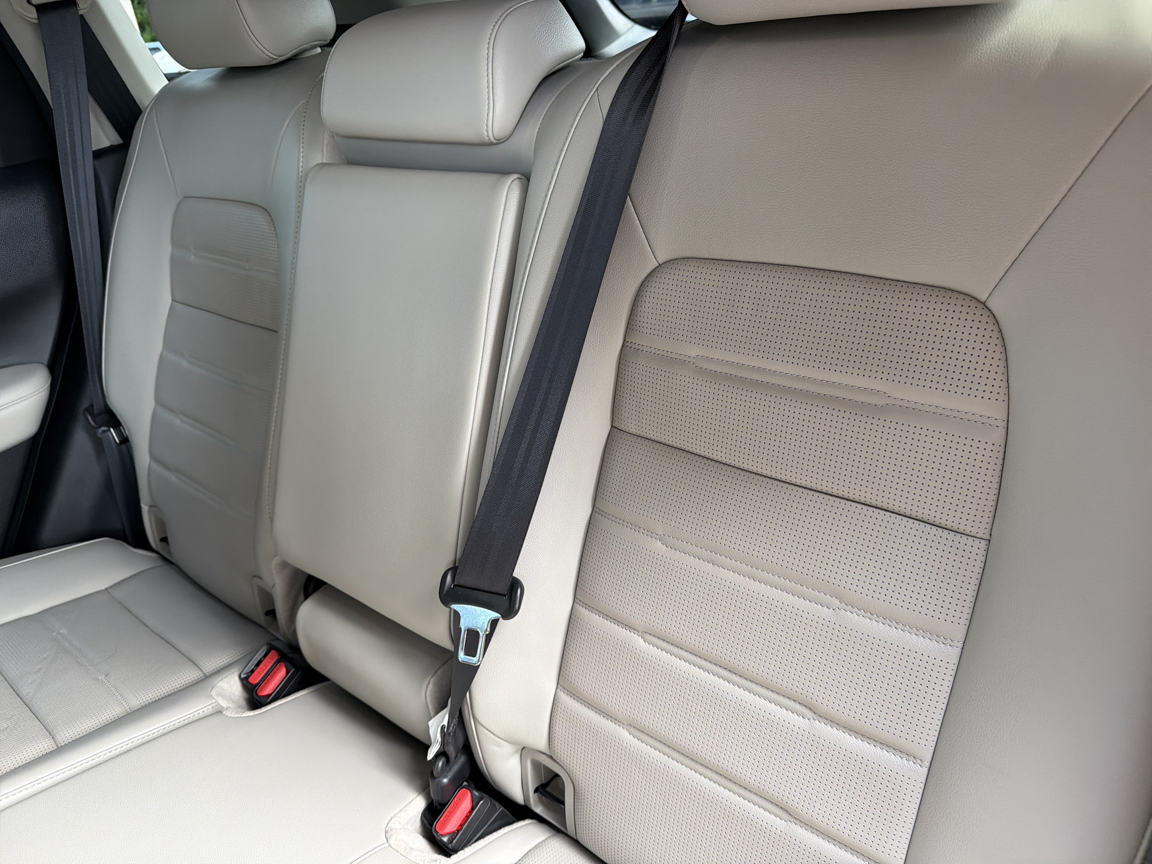 Used 2024 Honda CR-V EX-L image 32
