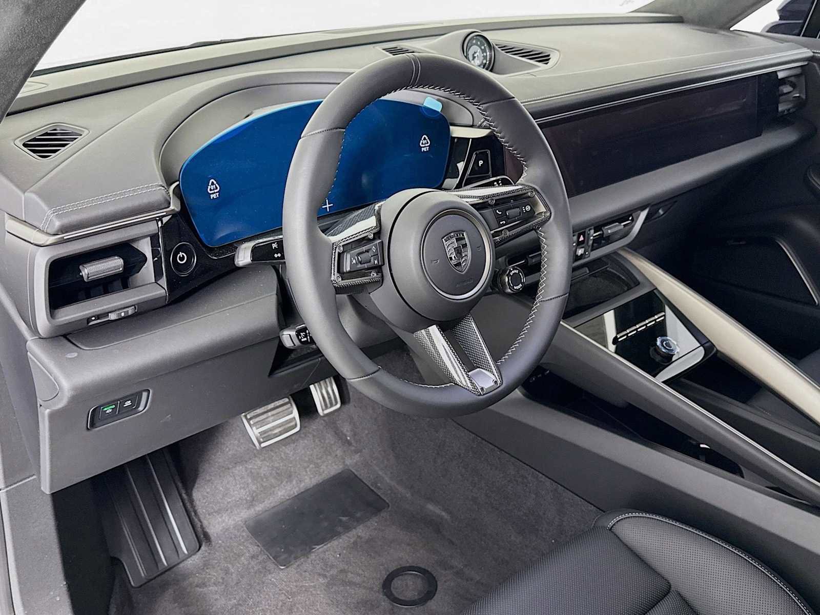 New 2025 Porsche Macan Turbo Electric image 4