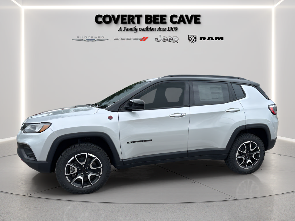 New 2026 Jeep Compass Trailhawk AWD/4WD image 4