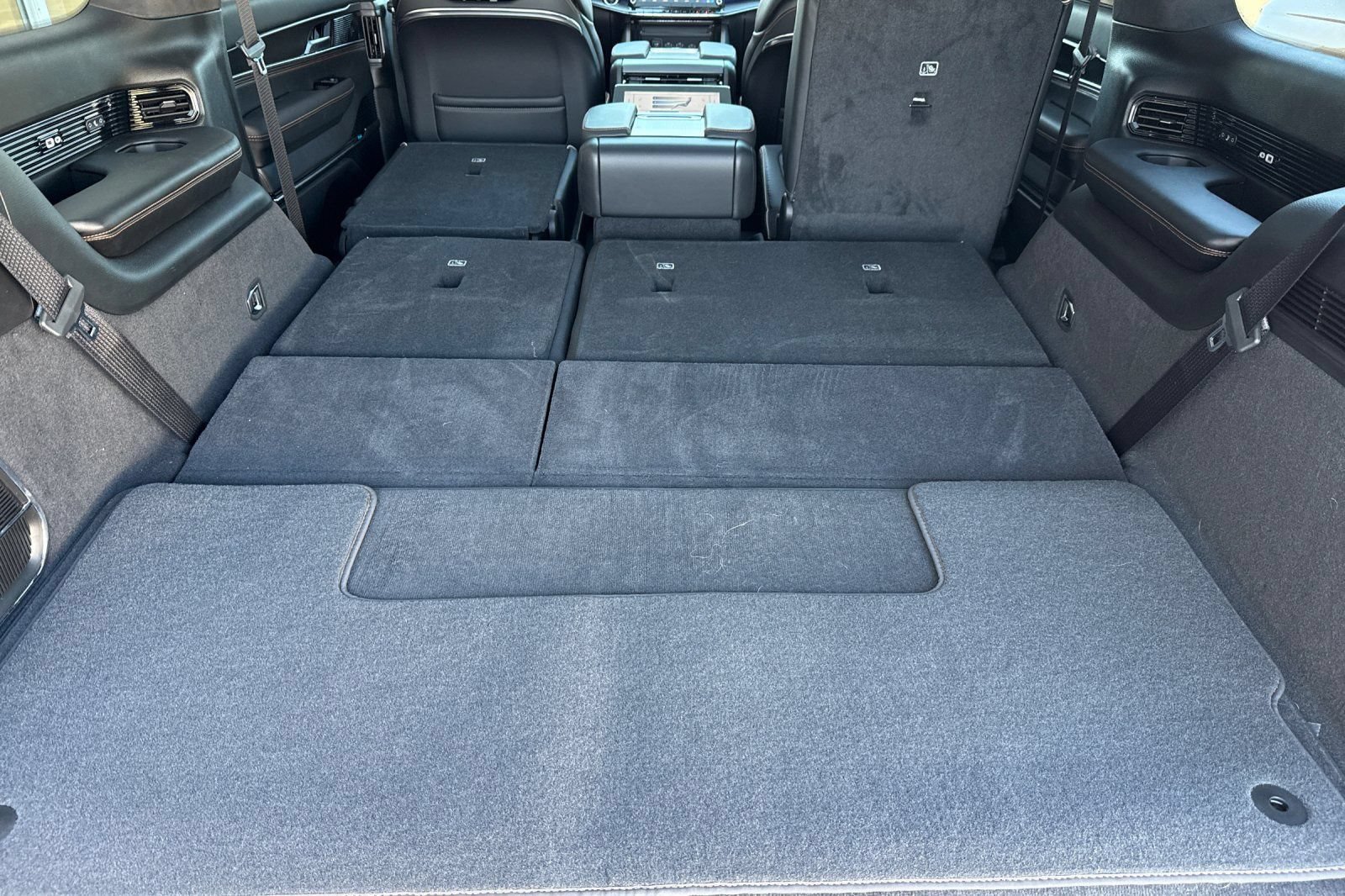 New 2026 Jeep Grand Wagoneer Summit AWD/4WD image 16