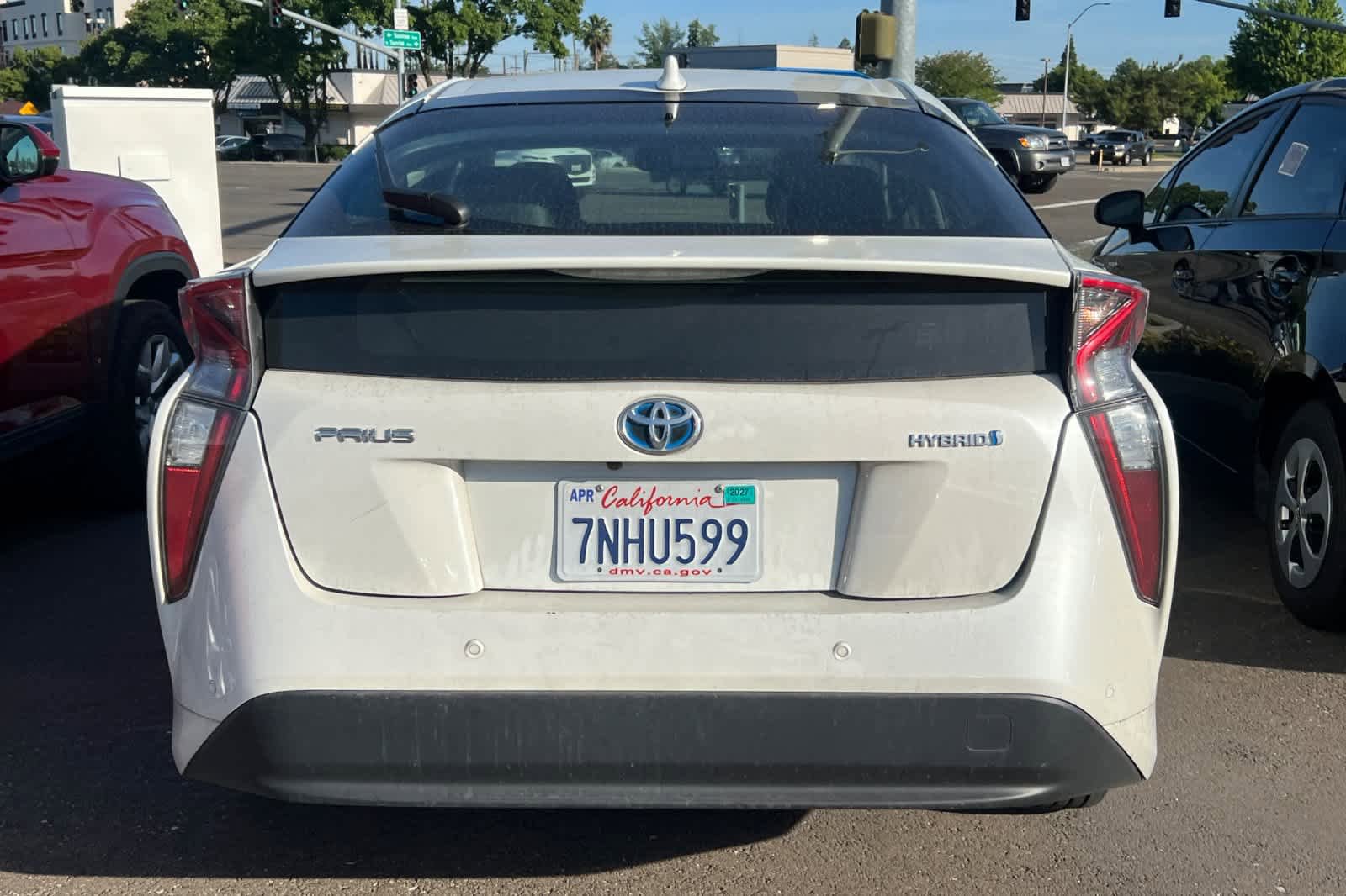 Certified 2016 Toyota Prius Four w/ Advanced Technology Package FWD image 5