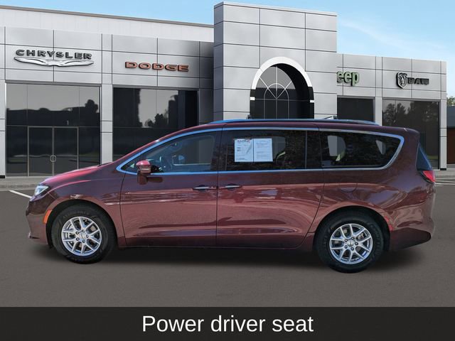 Used 2021 Chrysler Pacifica Touring-L image 7