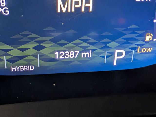 Certified 2025 Jeep Wrangler Sahara 4xe w/ Safety Group image 17