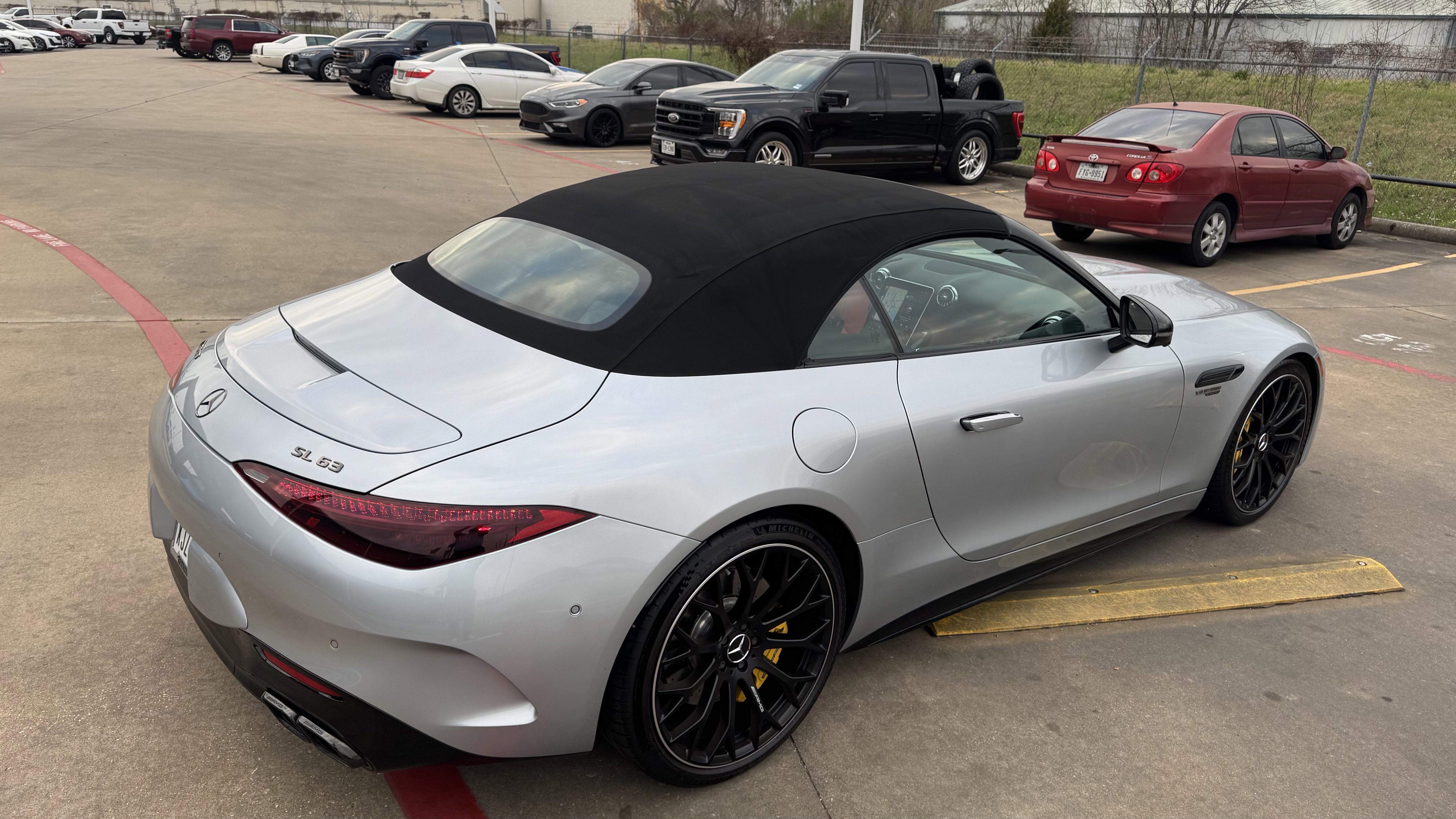 Used 2022 Mercedes-Benz SL 63 AMG 4MATIC image 6