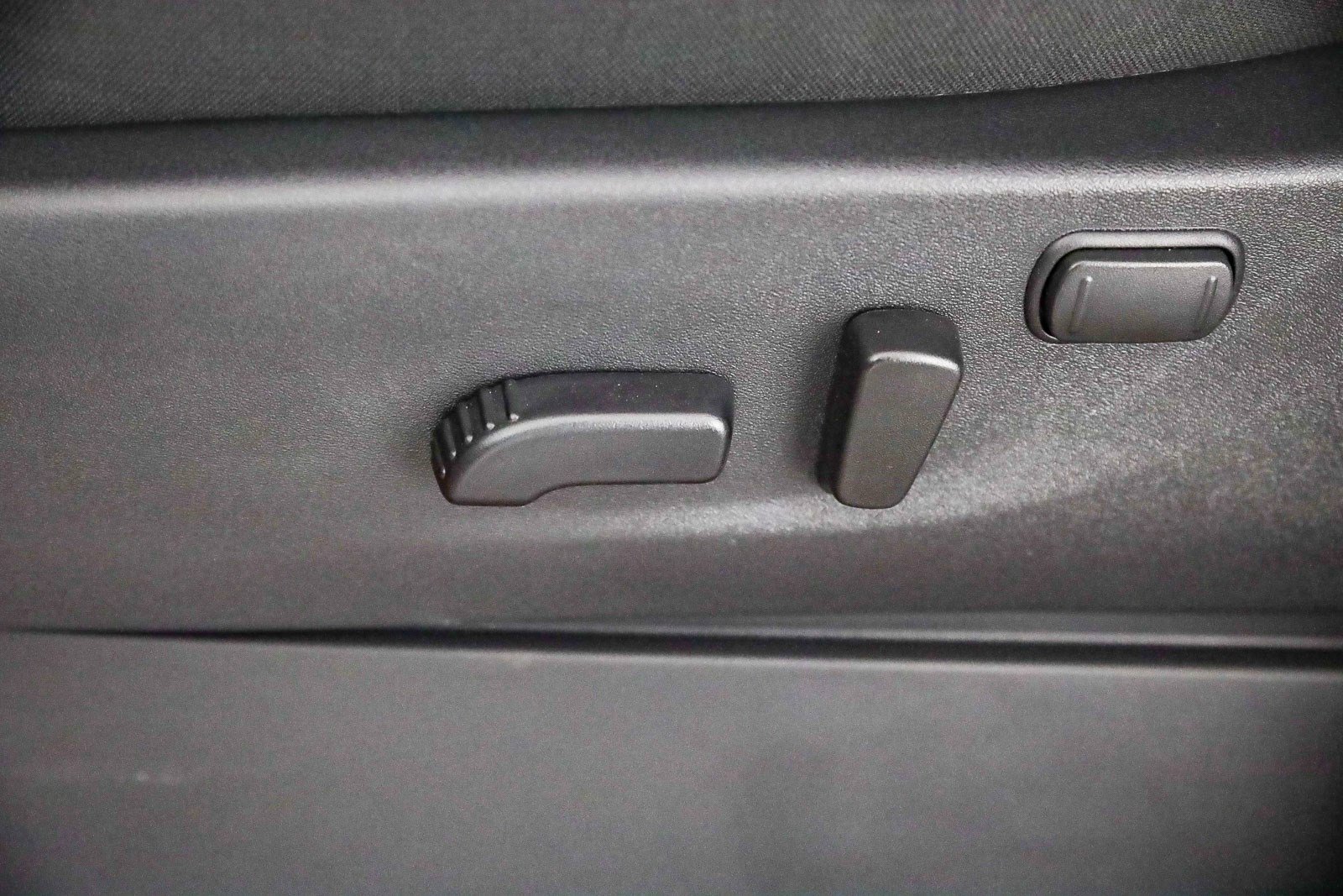 New 2025 Nissan Frontier PRO-4X w/ Pro Convenience Package image 26