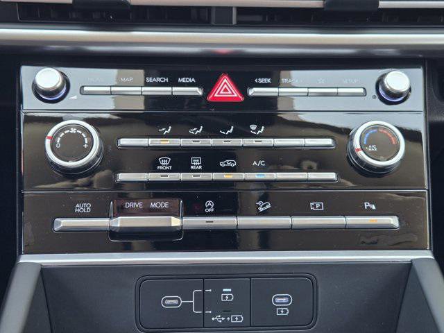 New 2026 Hyundai Santa Fe SE image 13