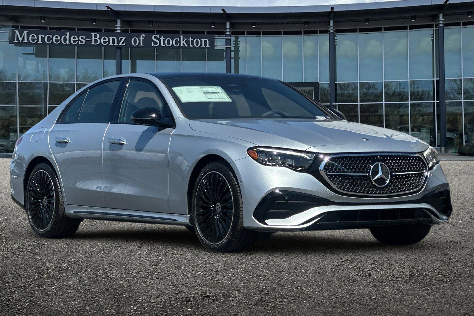 New 2025 Mercedes-Benz E 350 4MATIC Sedan
