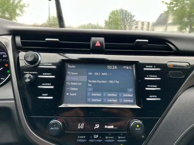 Used 2019 Toyota Camry SE FWD image 30