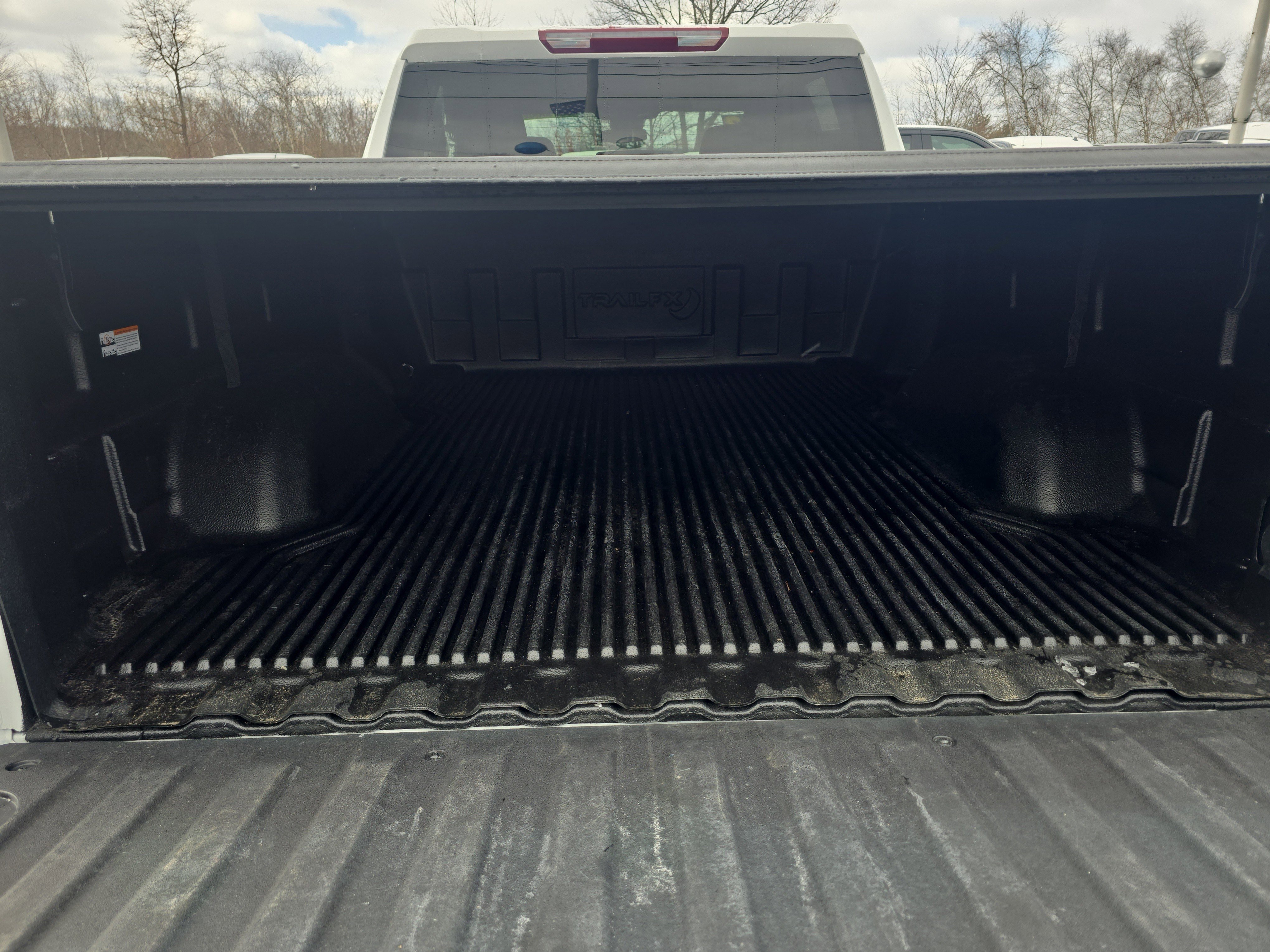 Used 2022 Chevrolet Silverado 1500 LT image 5