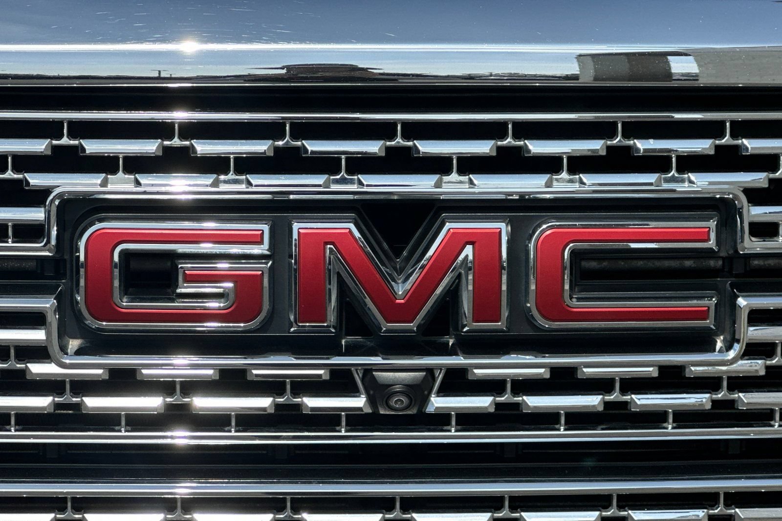 Certified 2021 GMC Sierra 2500 Denali w/ Denali Black Diamond Edition AWD/4WD image 38