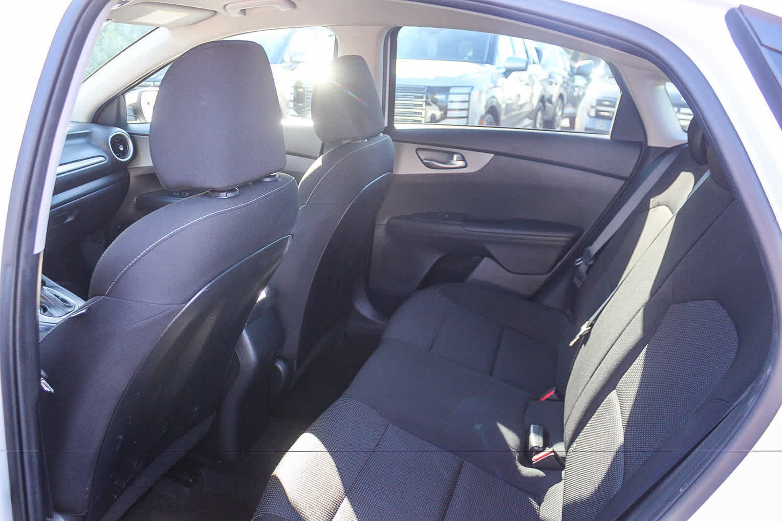 Used 2020 Kia Forte LXS FWD image 23