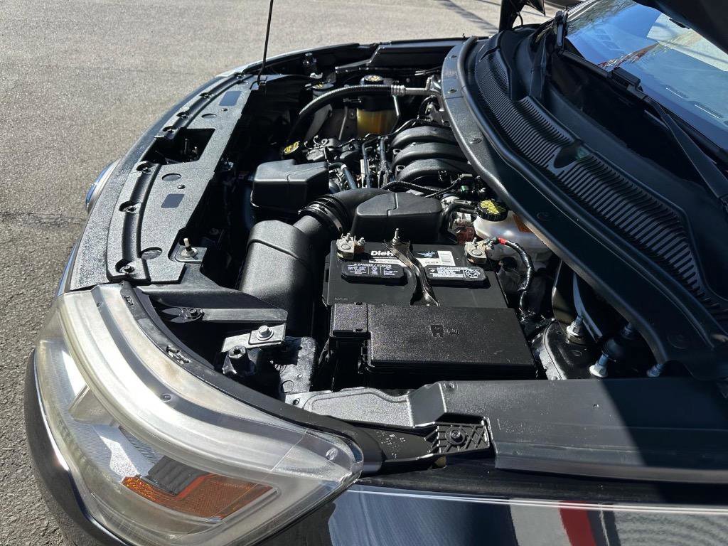 Used 2018 Ford Explorer XLT FWD image 38