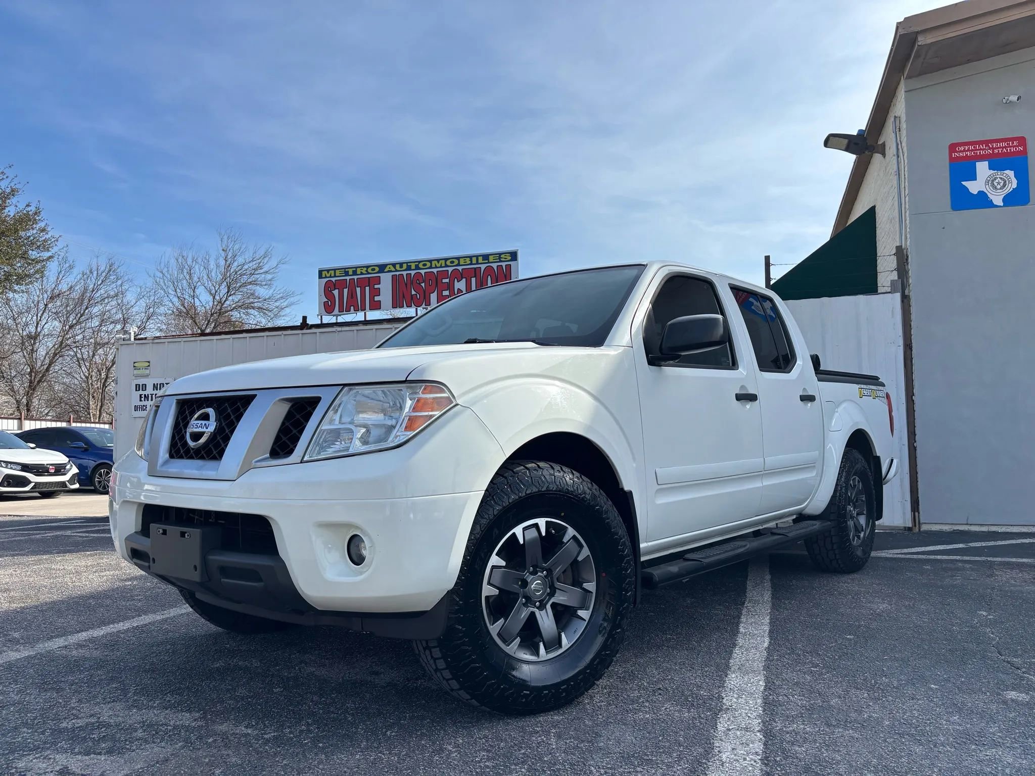 Used 2019 Nissan Frontier Desert Runner image 1