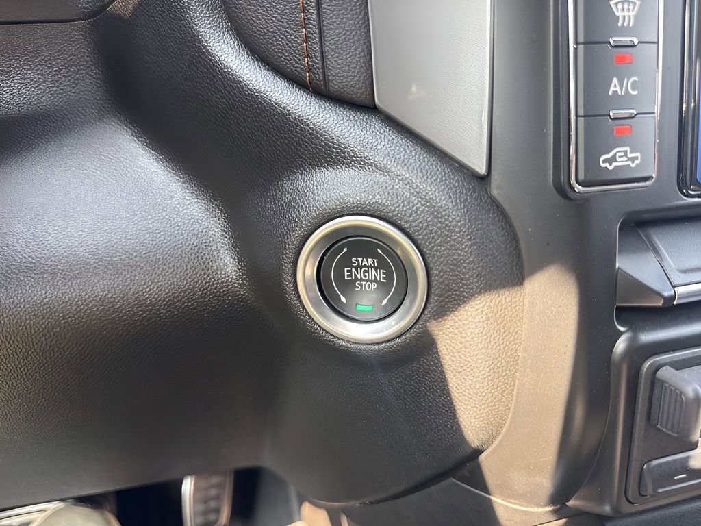 Used 2022 GMC Sierra 2500 AT4 w/ Gooseneck/5TH Wheel Package image 22