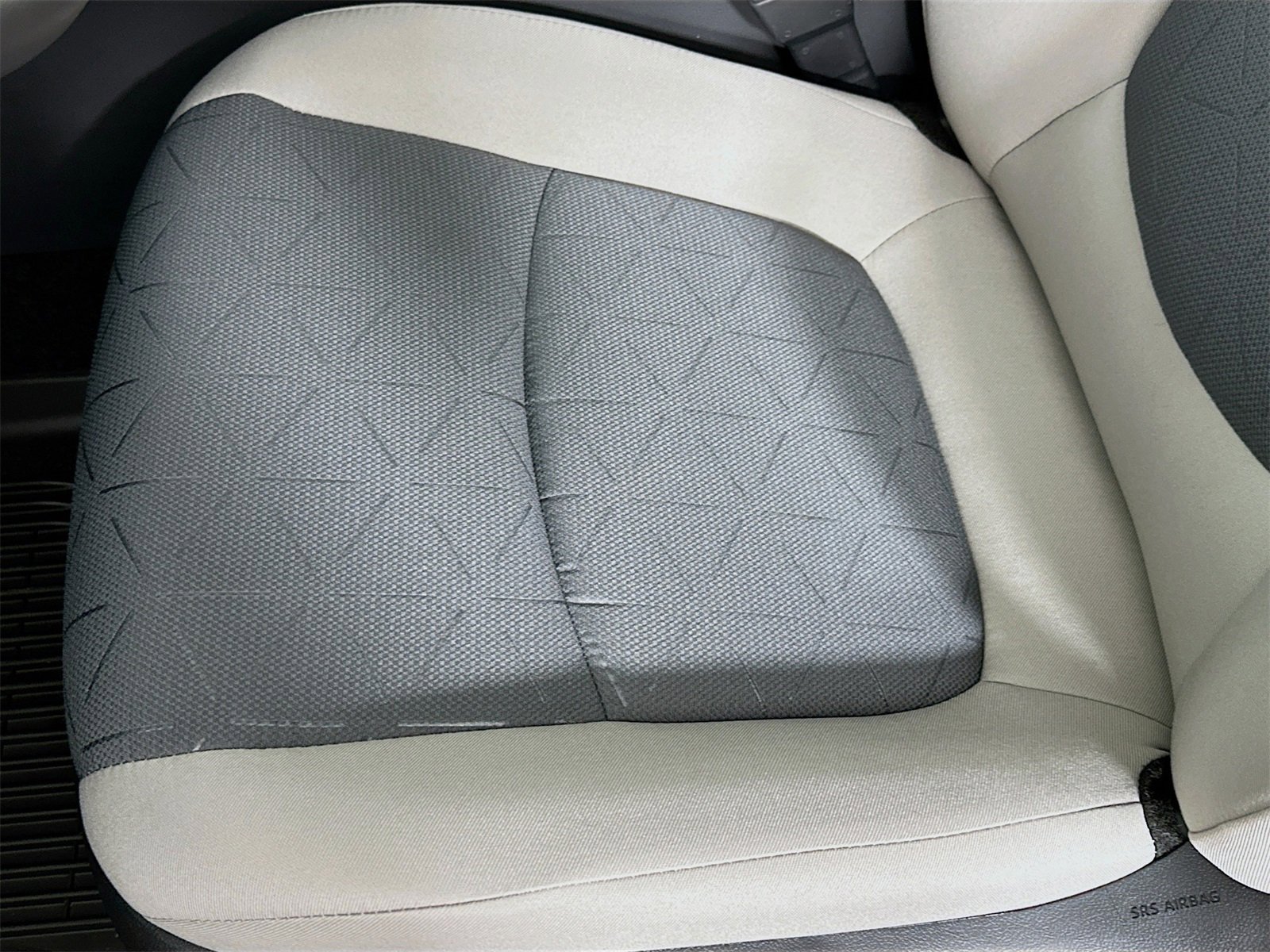 New 2025 Toyota RAV4 XLE image 18