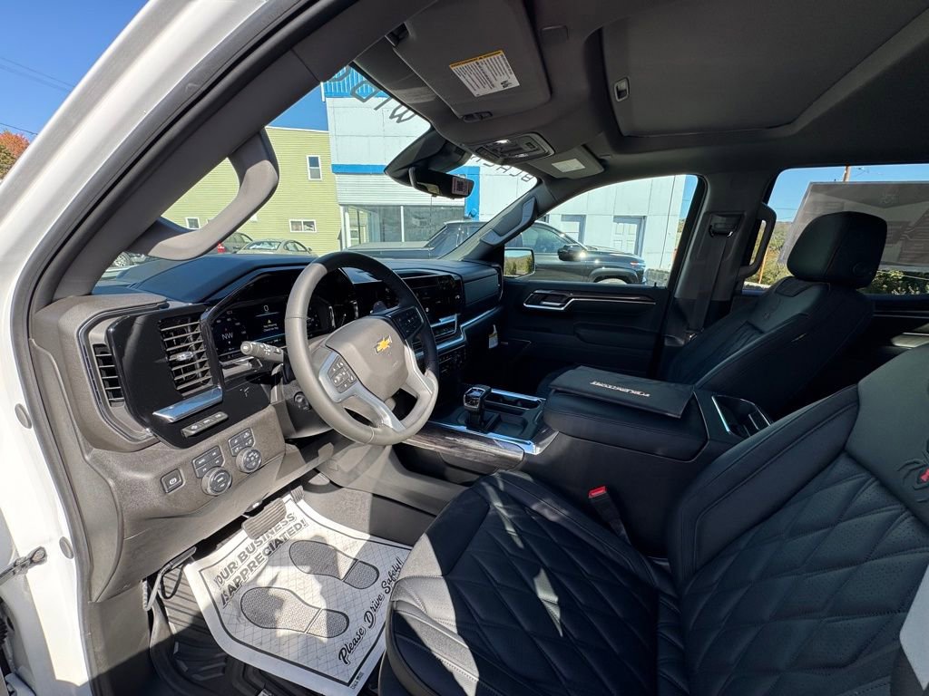 New 2025 Chevrolet Silverado 1500 LTZ image 20