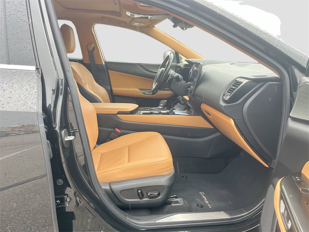 Used 2024 Lexus NX 450h+ AWD w/ Luxury Package image 30
