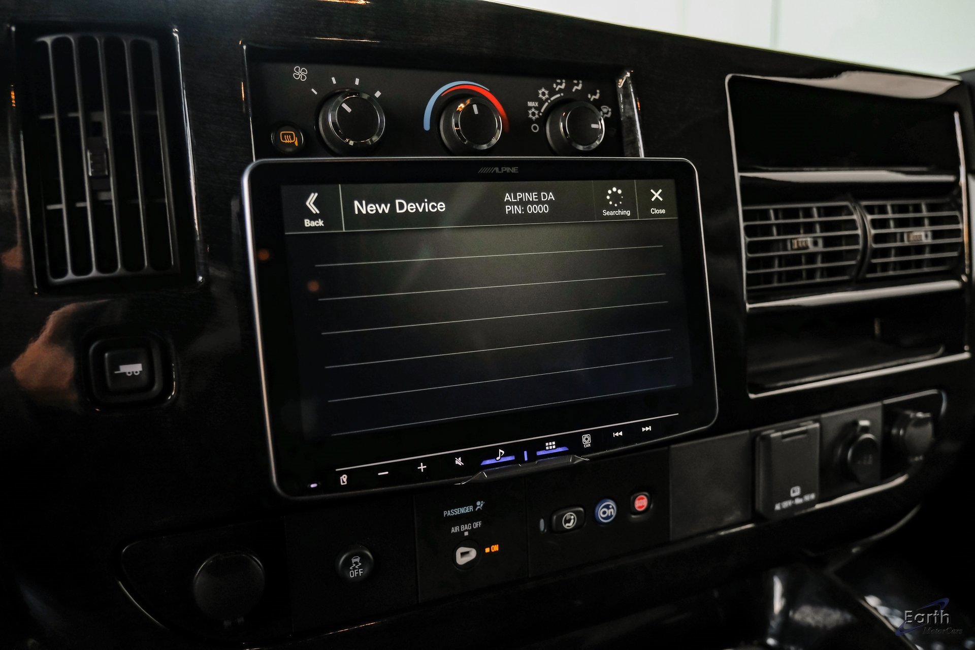 Used 2023 Chevrolet Express 2500 image 68