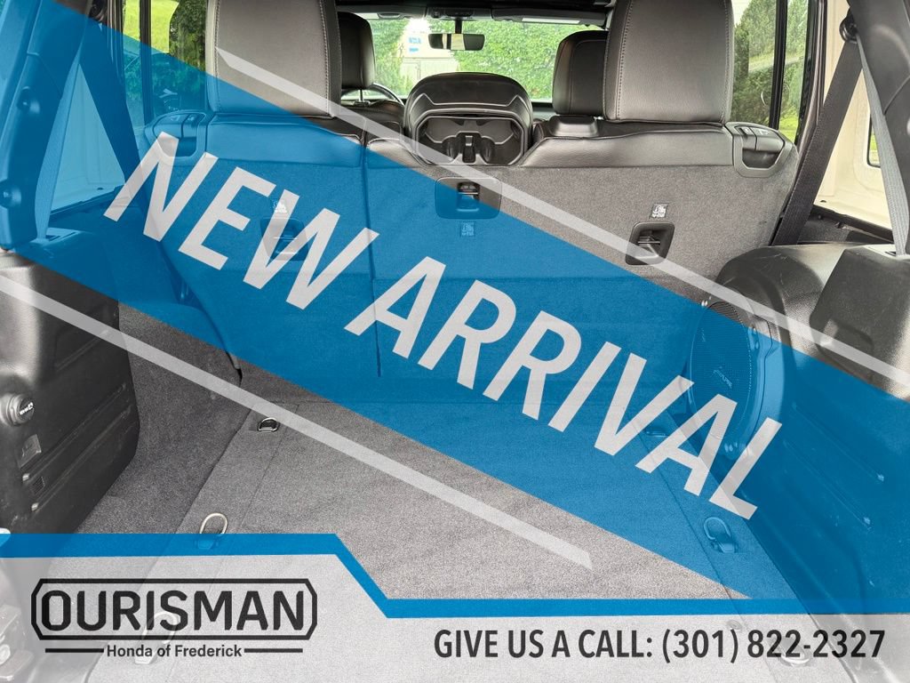 Used 2021 Jeep Wrangler Unlimited Sahara AWD/4WD image 13