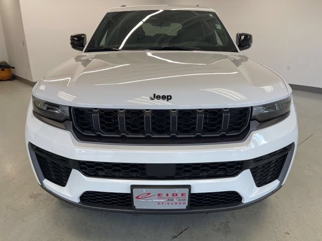 New 2026 Jeep Grand Cherokee Altitude AWD/4WD video 2