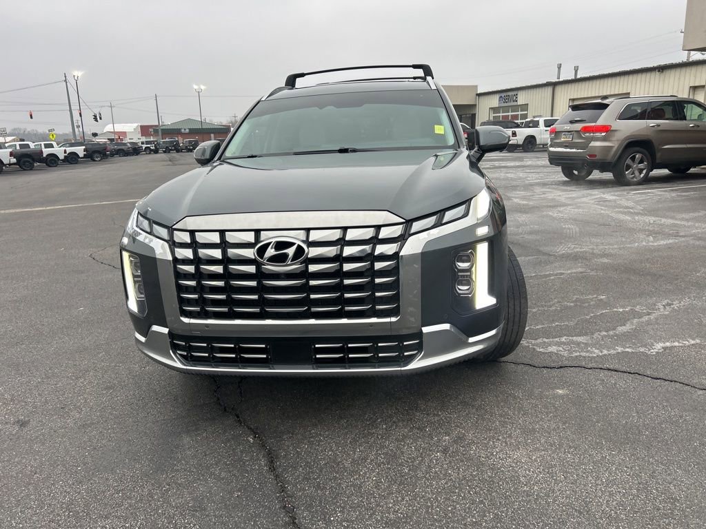 Used 2023 Hyundai Palisade Calligraphy image 10