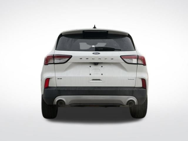 Used 2020 Ford Escape SE image 24