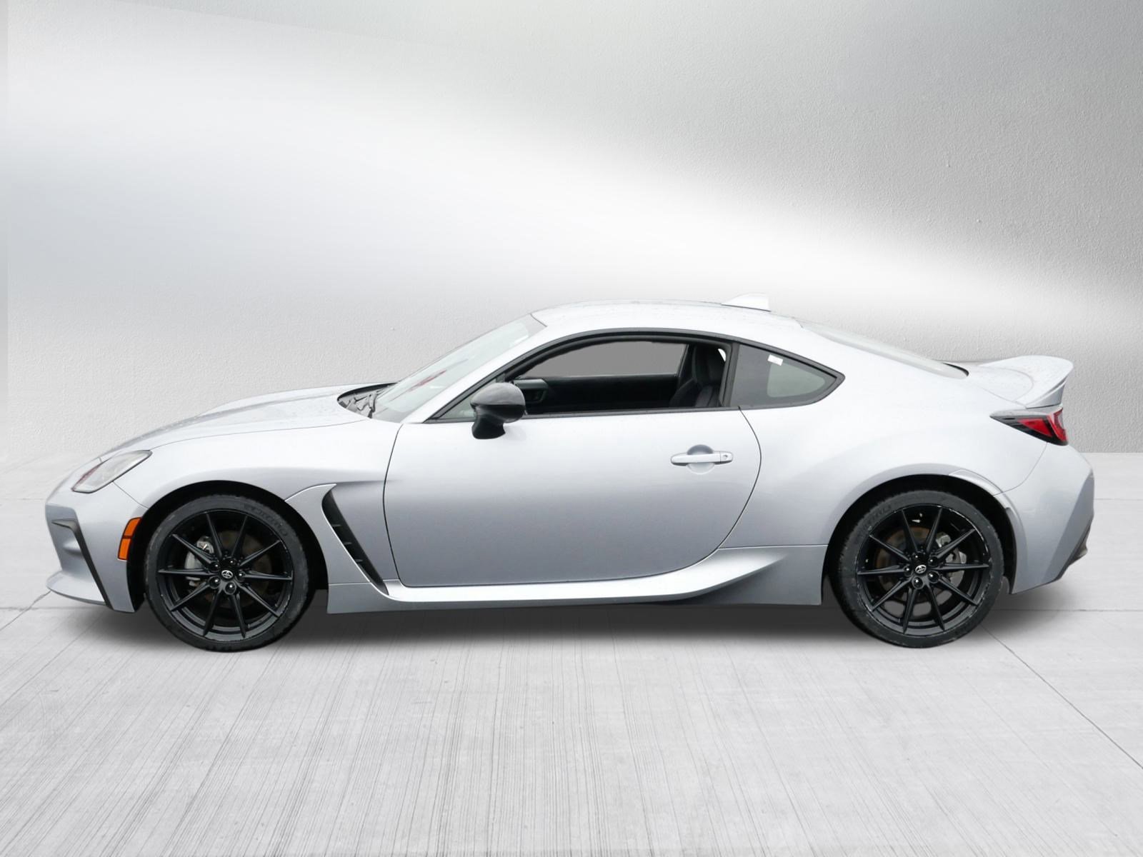 Certified 2024 Toyota GR86 Premium image 4