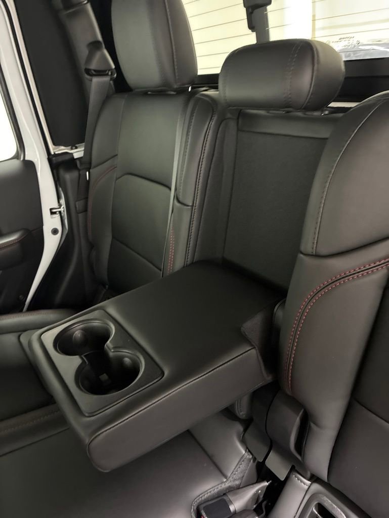 New 2026 Jeep Gladiator Rubicon AWD/4WD image 17