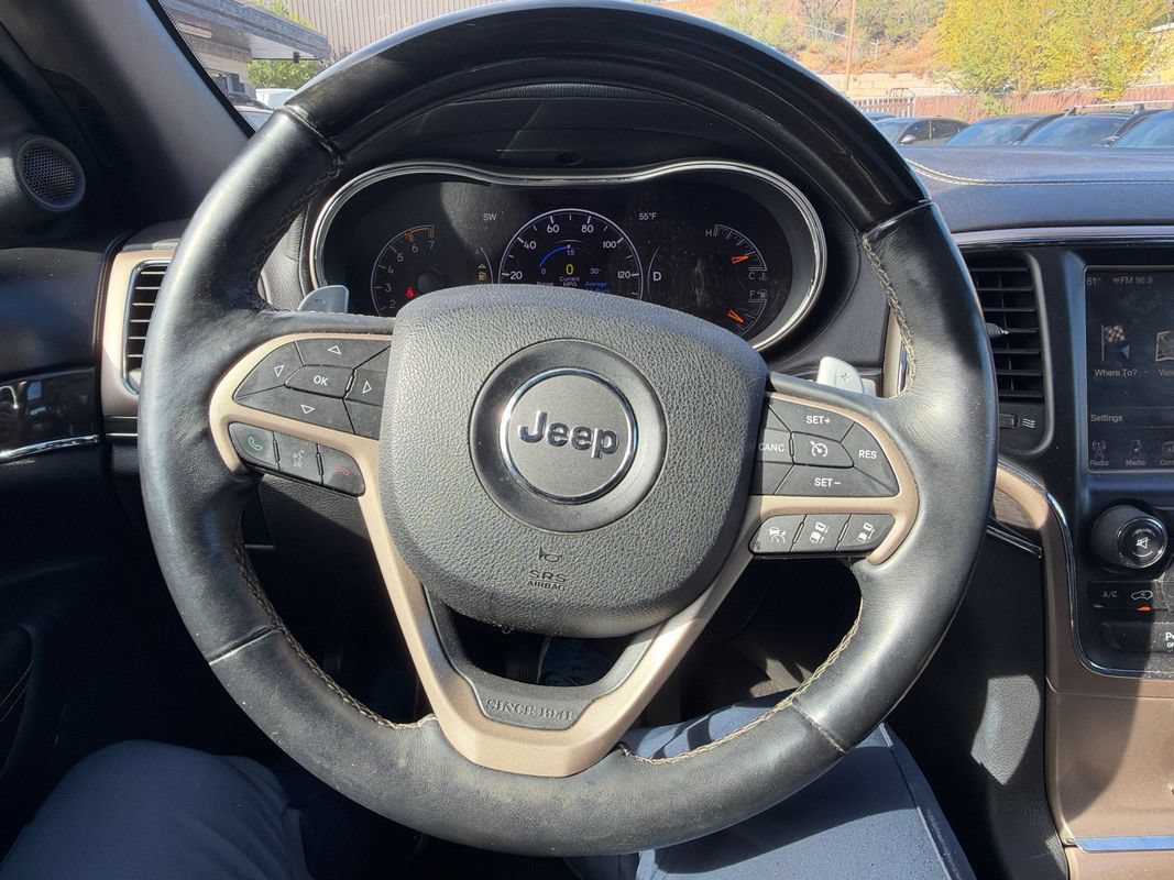 Used 2016 Jeep Grand Cherokee Overland w/ Advanced Technology Group AWD/4WD image 13