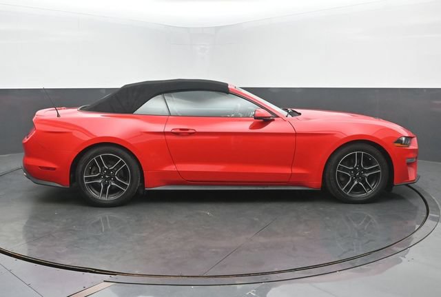 Used 2020 Ford Mustang Premium RWD image 6