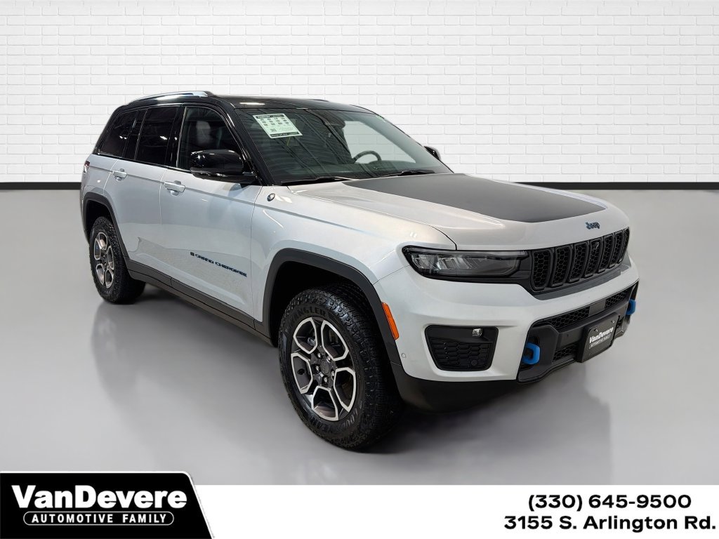 Used 2023 Jeep Grand Cherokee Trailhawk w/ Advanced Protech Group II