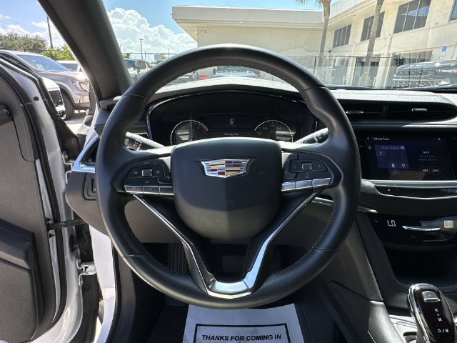 Used 2023 Cadillac XT6 Luxury FWD image 22