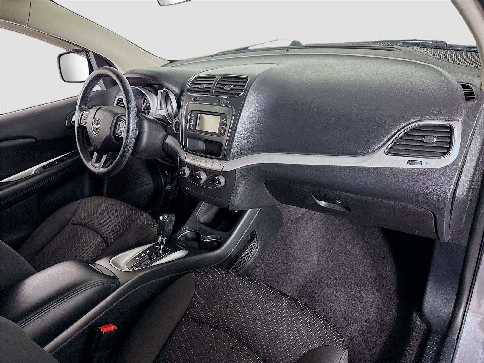 Used 2017 Dodge Journey SXT w/ Comfort/Convenience Group AWD/4WD image 19
