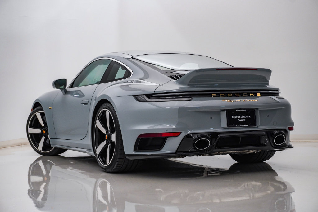 Used 2023 Porsche 911 Sport Classic RWD image 3