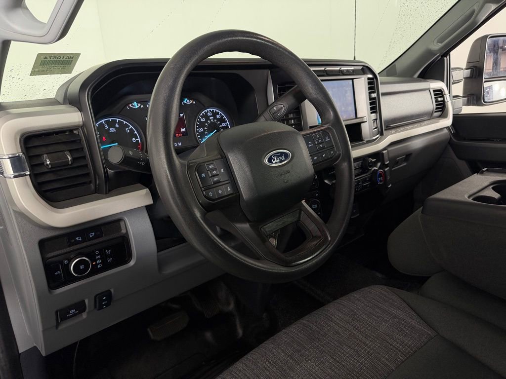 Used 2024 Ford F350 XLT w/ FX4 Off-Road Package image 19