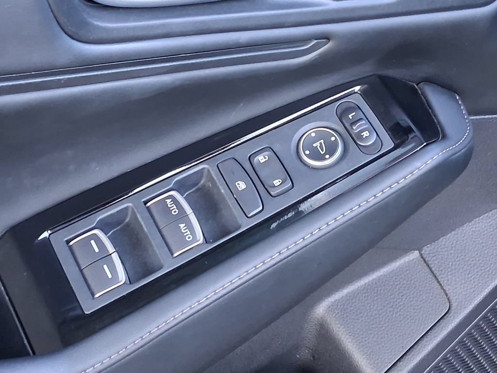 Used 2025 Honda Accord Touring image 15