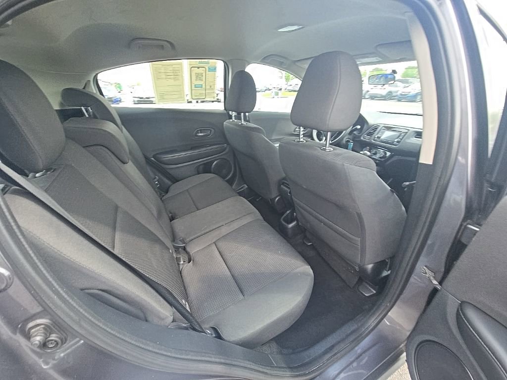 Certified 2021 Honda HR-V LX image 31