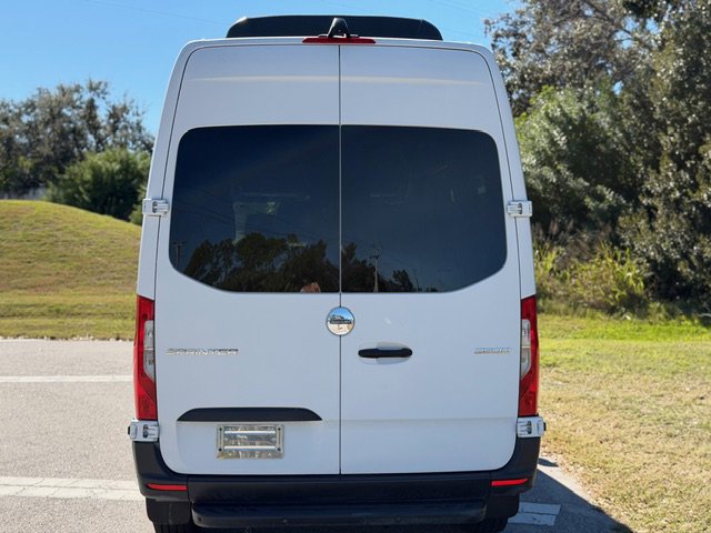 Used 2020 Freightliner Sprinter 2500 image 4