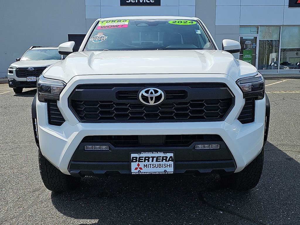 Used 2024 Toyota Tacoma TRD Off-Road AWD/4WD image 2