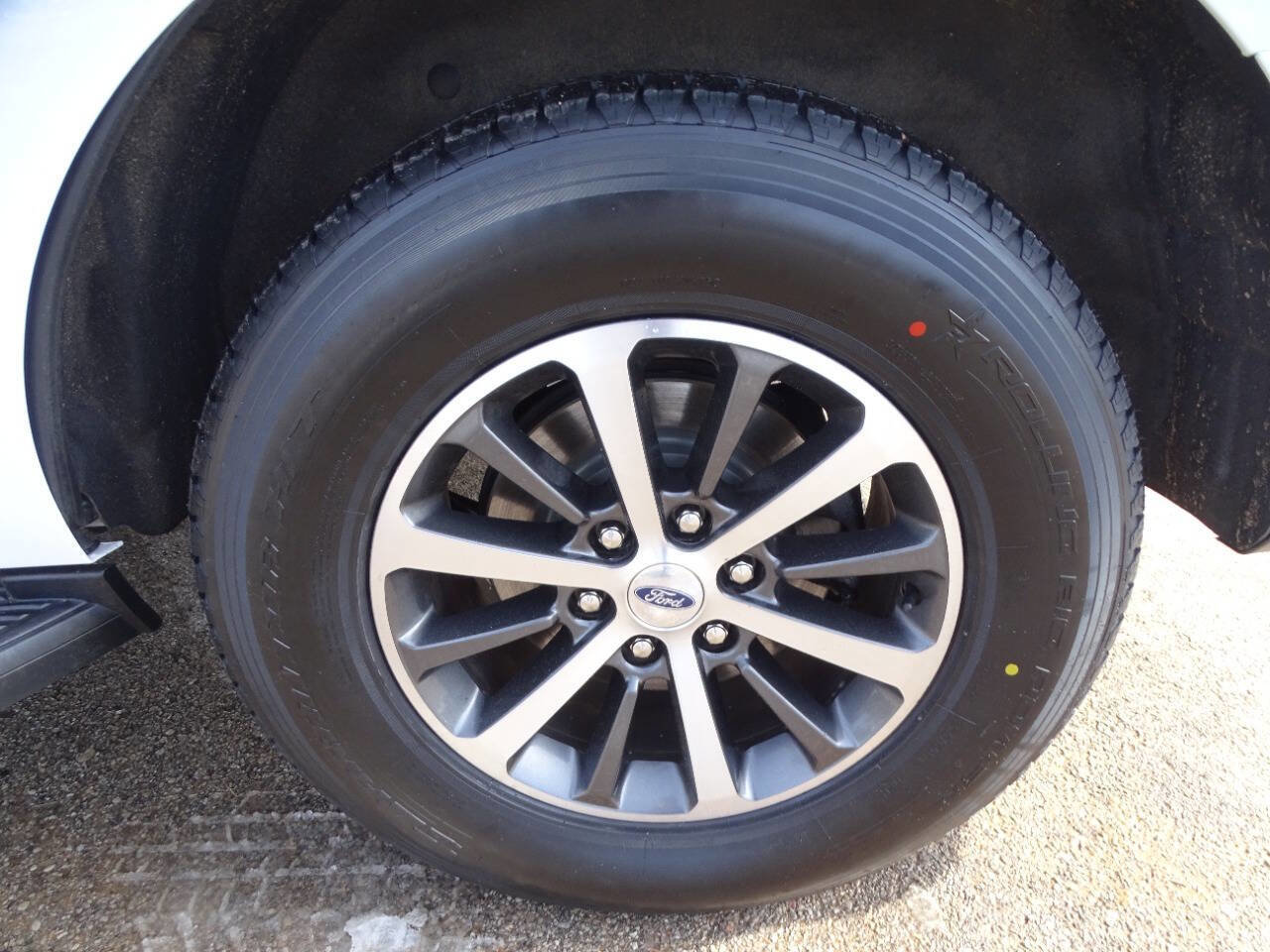 Used 2020 Ford Expedition XL AWD/4WD image 38