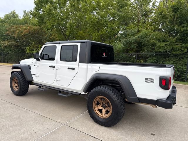 Used 2023 Jeep Gladiator Sport image 3