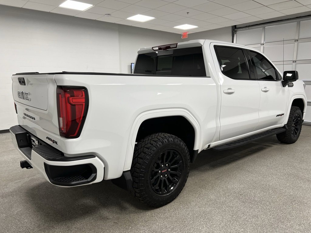 Used 2022 GMC Sierra 1500 AT4X image 13