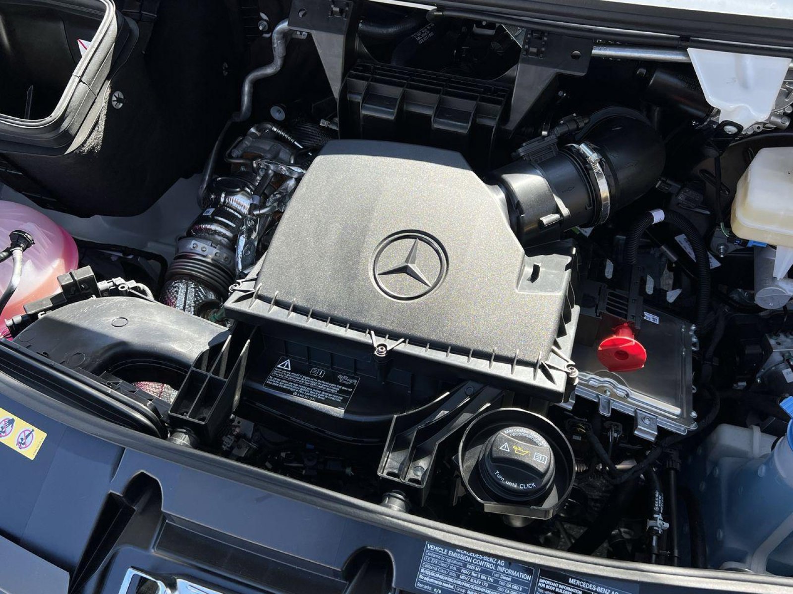 New 2025 Mercedes-Benz Sprinter 2500 image 28