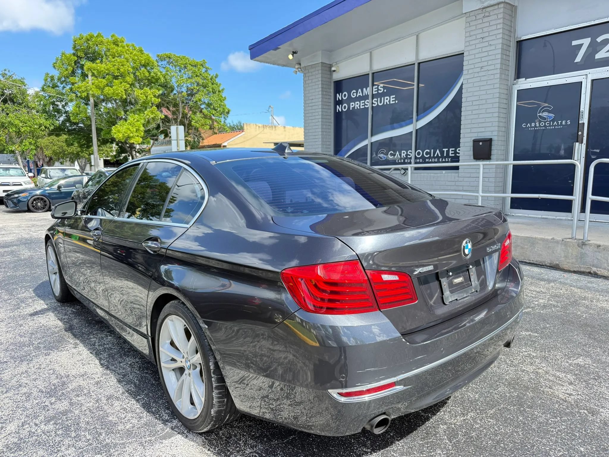 Used 2014 BMW 535i xDrive Sedan AWD/4WD image 5