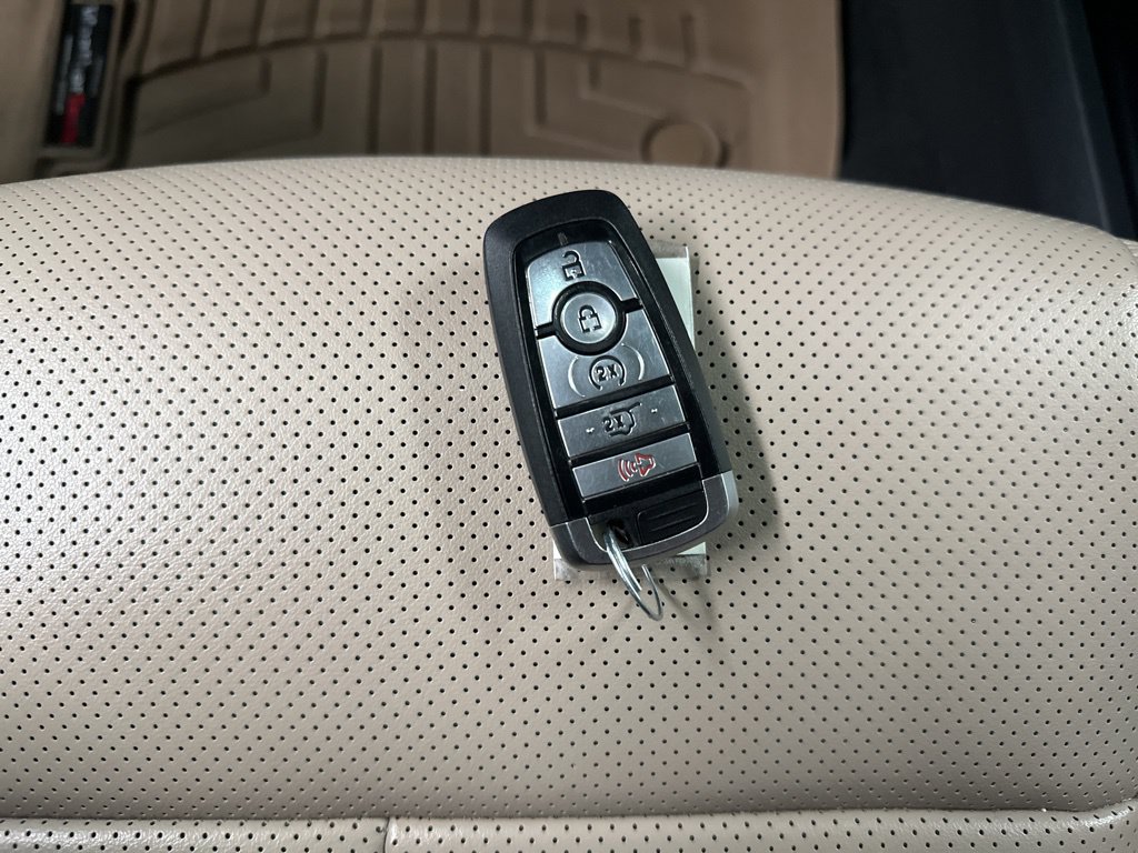Used 2023 Ford Expedition Max XLT AWD/4WD image 40