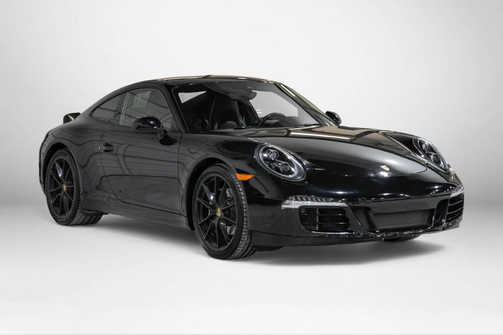 Used 2016 Porsche 911 Carrera Black Edition RWD image 4
