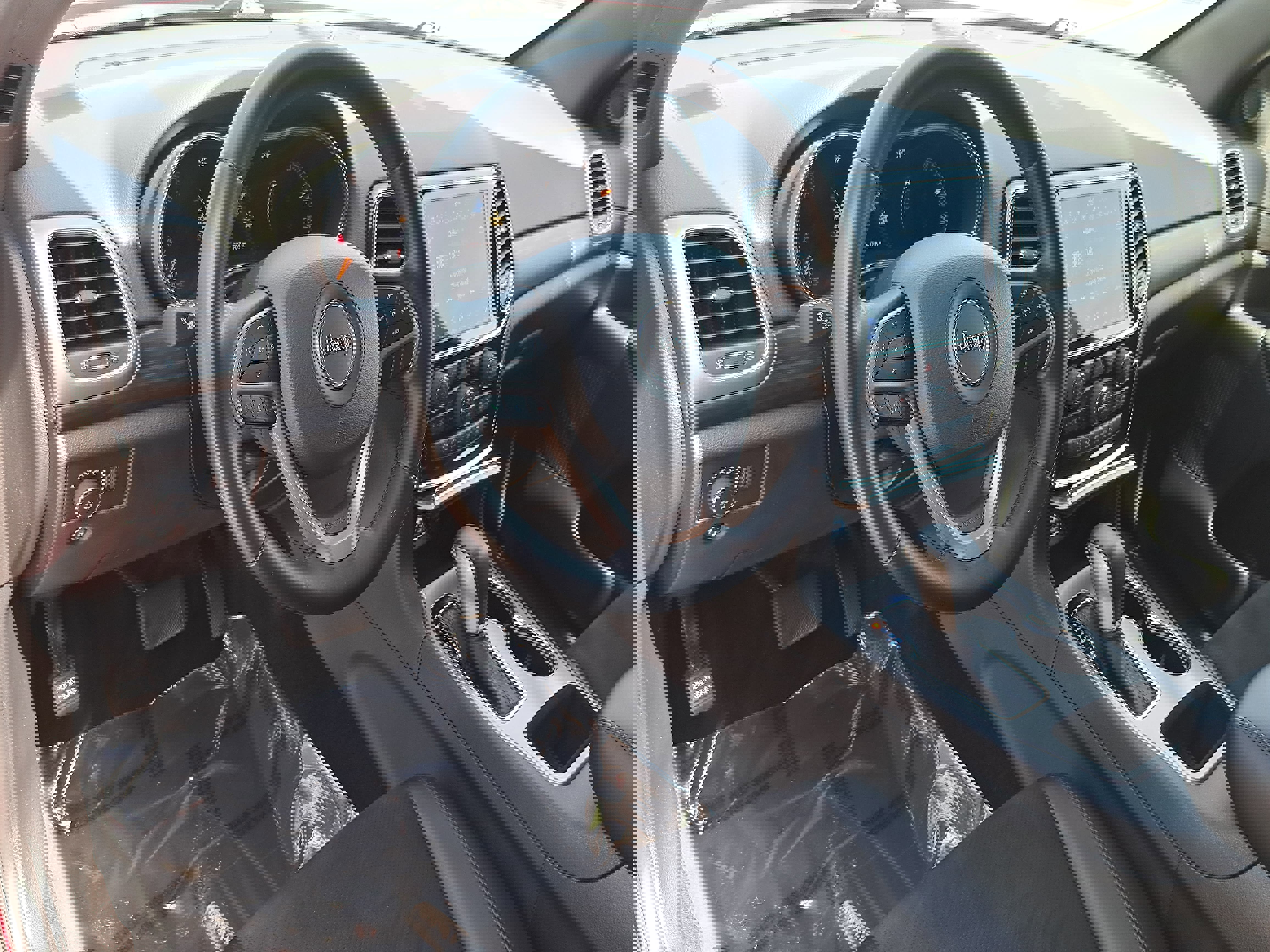 Used 2021 Jeep Grand Cherokee Laredo X AWD/4WD image 16