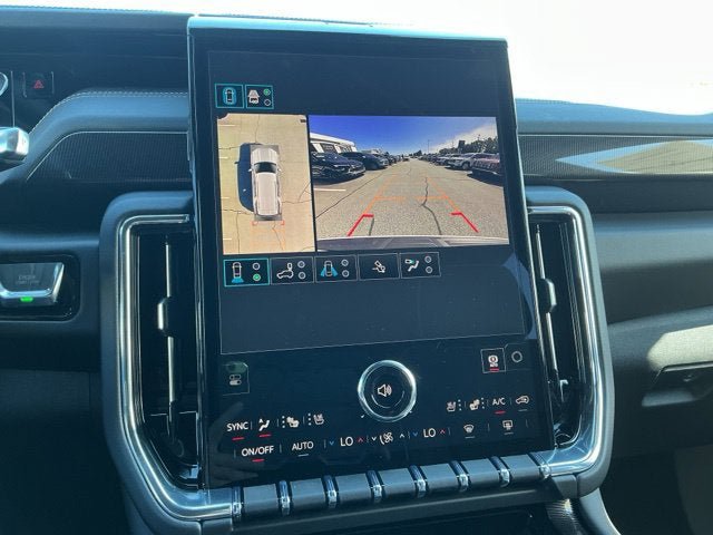 New 2027 GMC Yukon Elevation w/ Elevation Premium Package AWD/4WD image 9